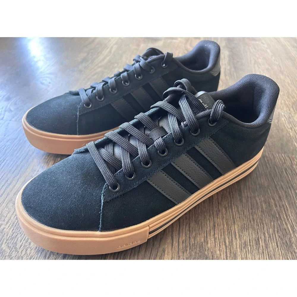 Adidas Daily 4.0 Black Gum Suede Platform Sneakers JH6930 Mens 8.5 Womens 9.5